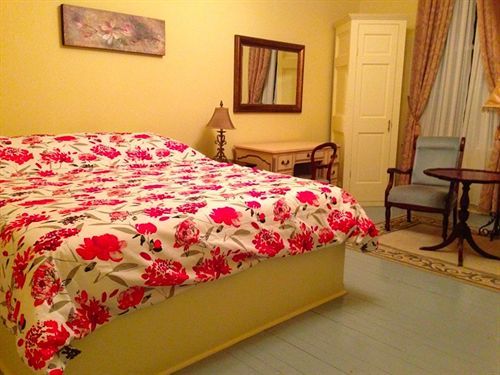 The Egan Inn Пемброк Экстерьер фото