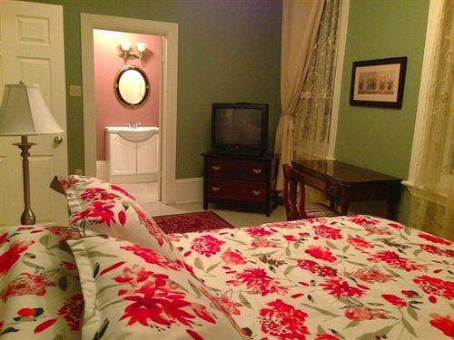 The Egan Inn Пемброк Экстерьер фото